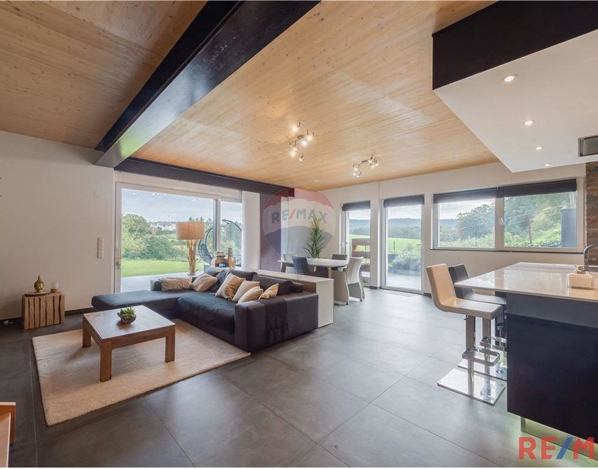 Maison de standing avec jardin à Boevange s/ Attert