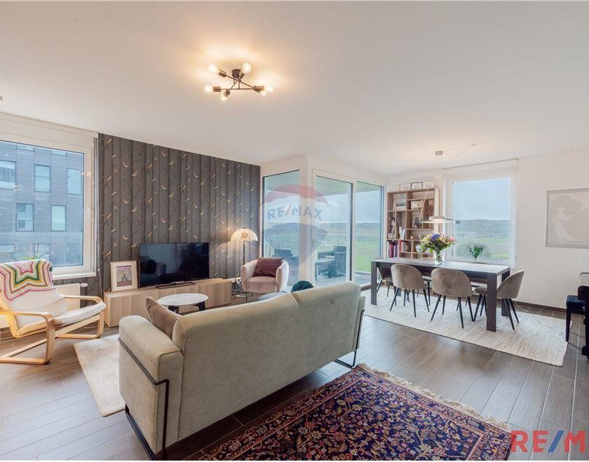 Appartement 3 chambres avec loggia dans les Capelli Towers !